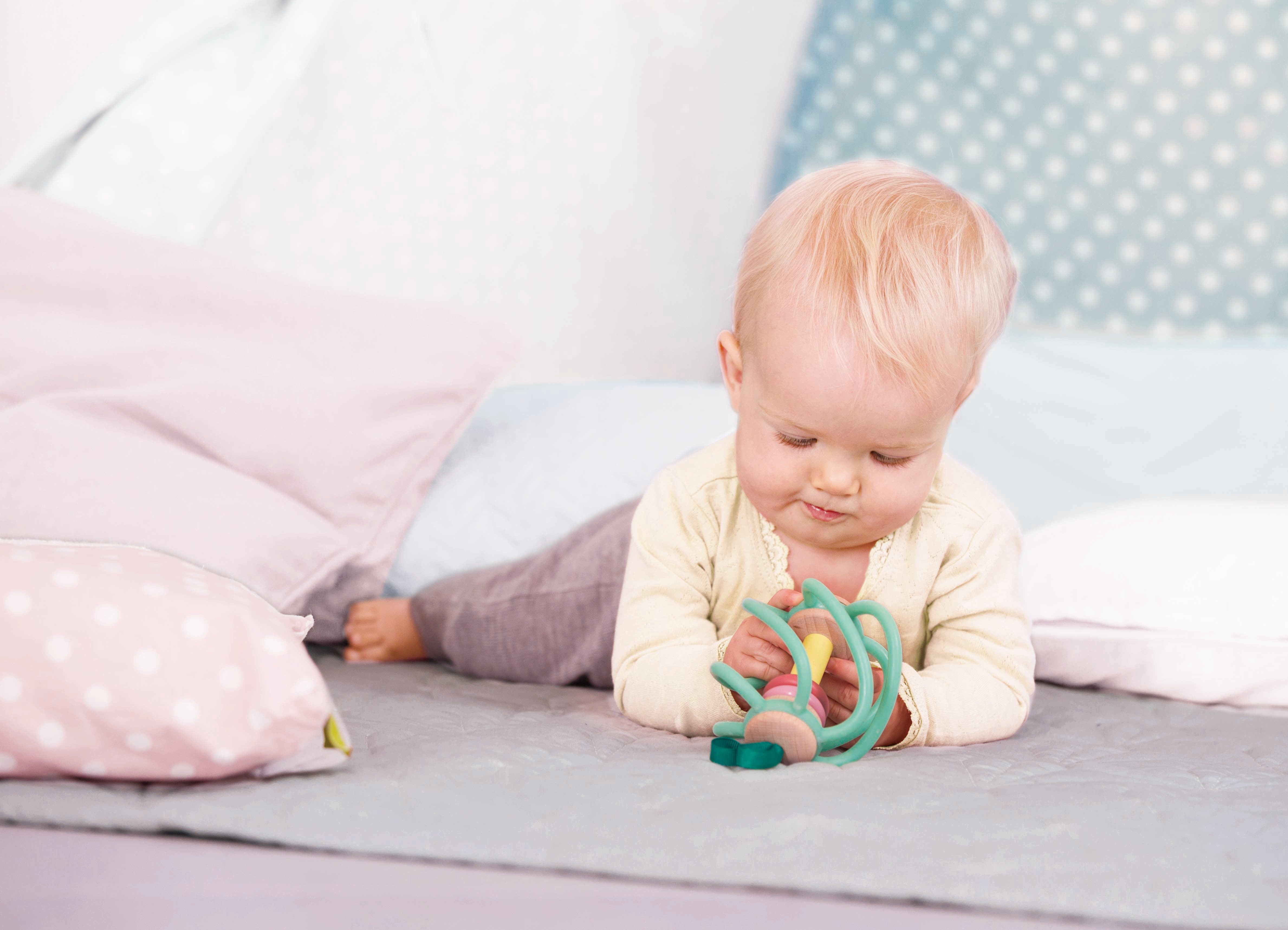 Apple Grab Toy - A Child's Delight