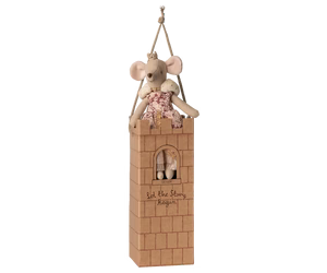 Queen Mouse, Mum