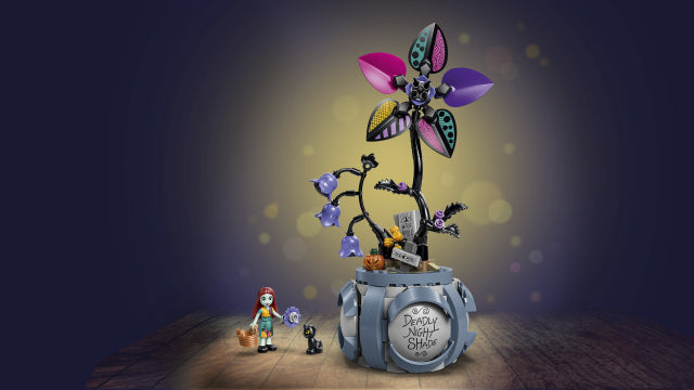 LEGO® 43288 Sally's Flowerpot